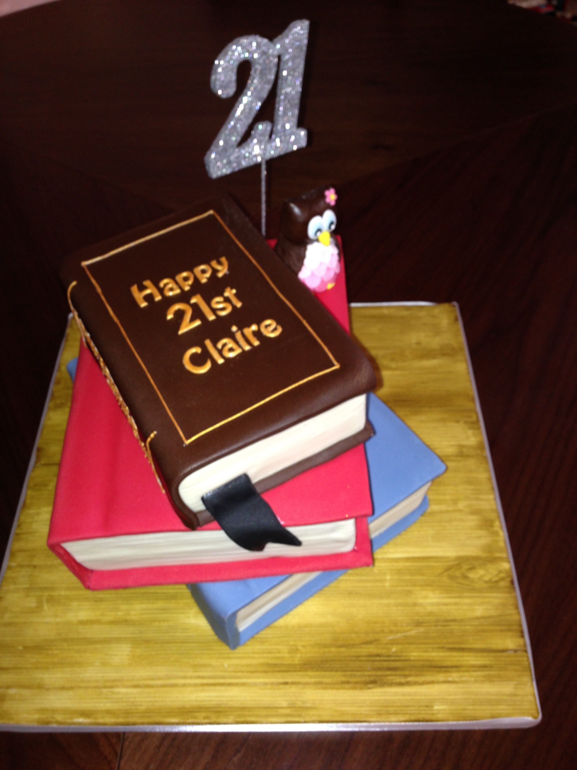 Books 21st cake